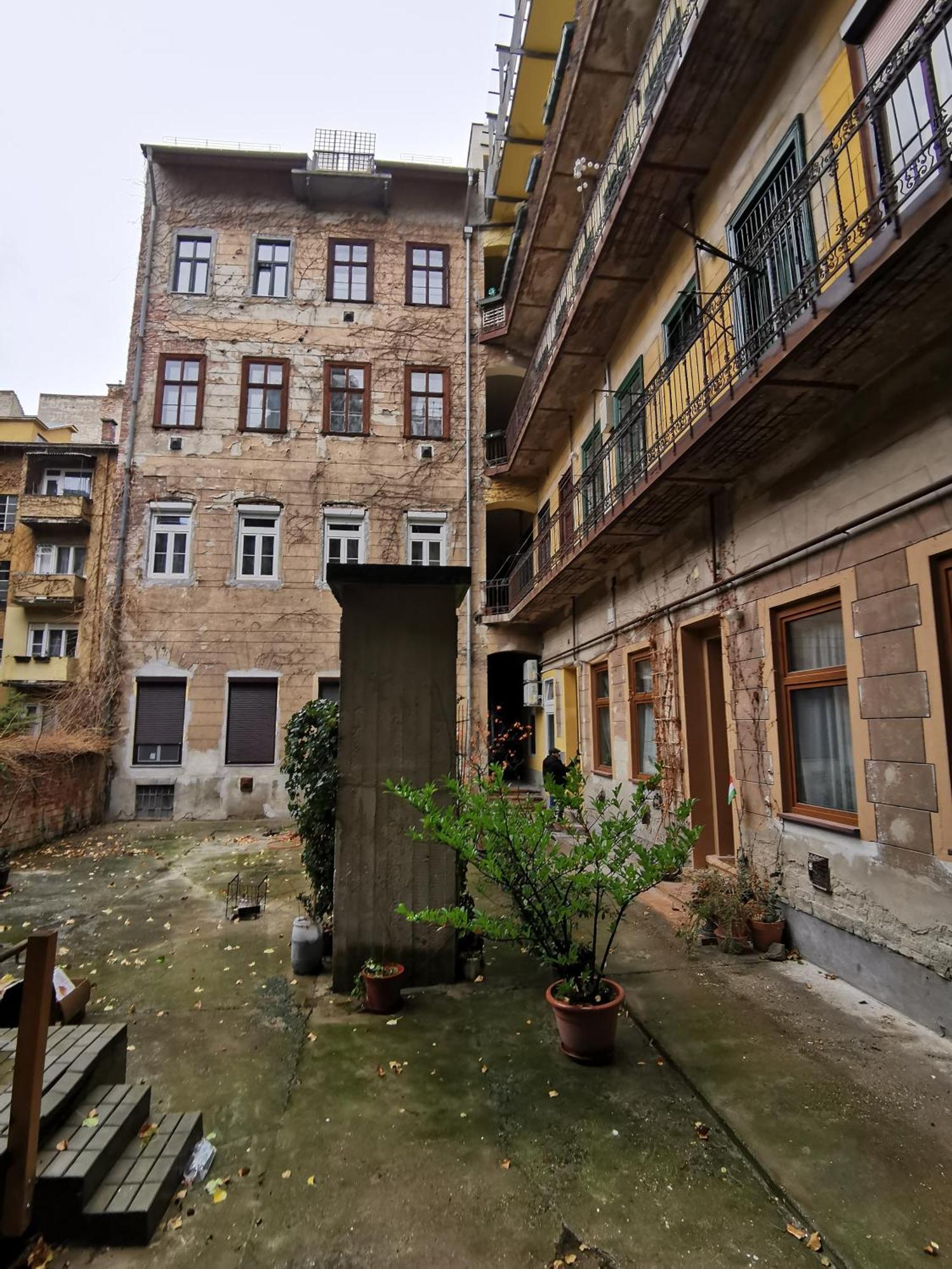 Miko Next To Castle District * Boedapest